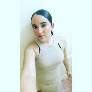 Meet your Posher, Yacelis